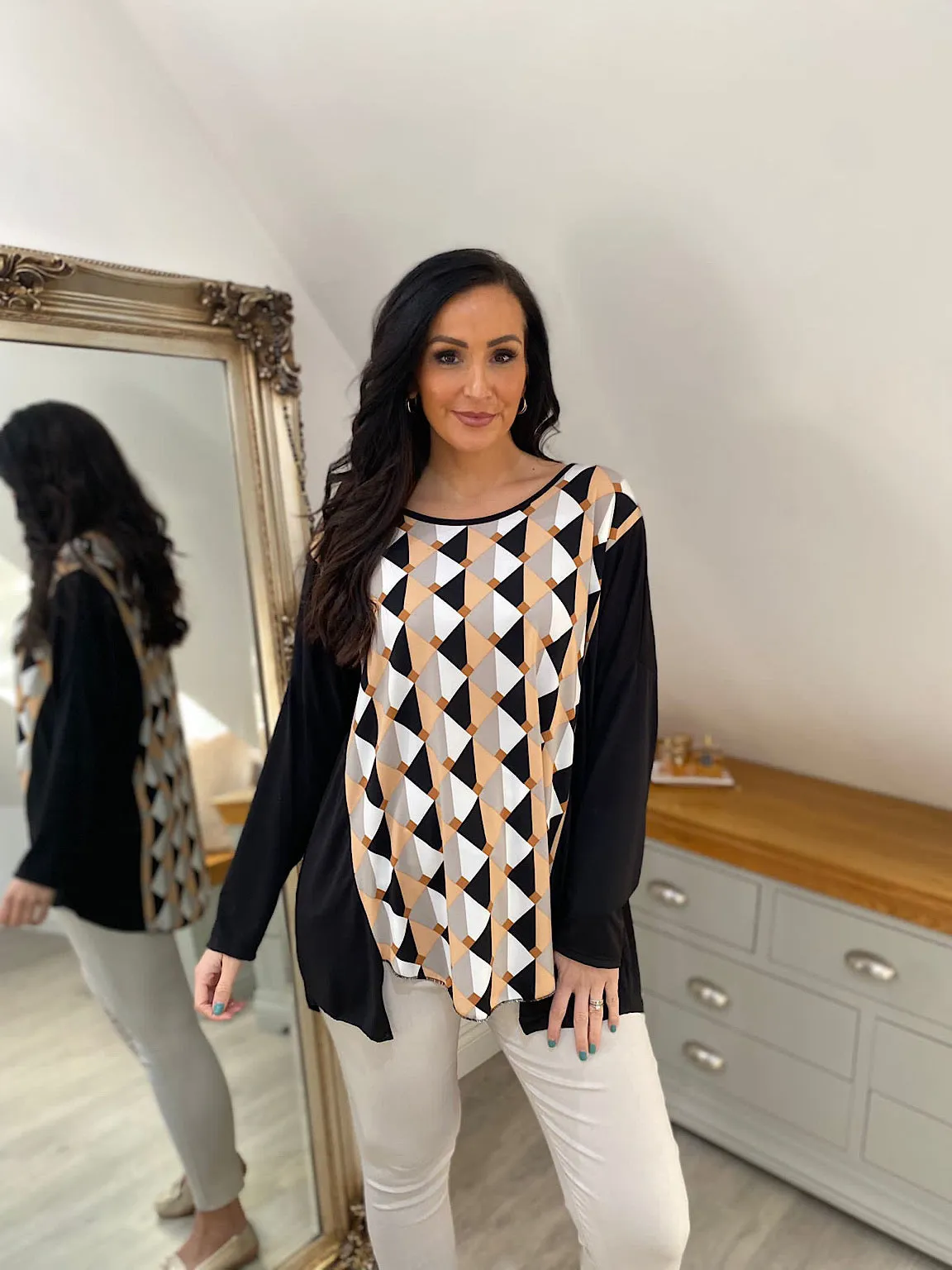 Black Geometric Pattern Top Mollie