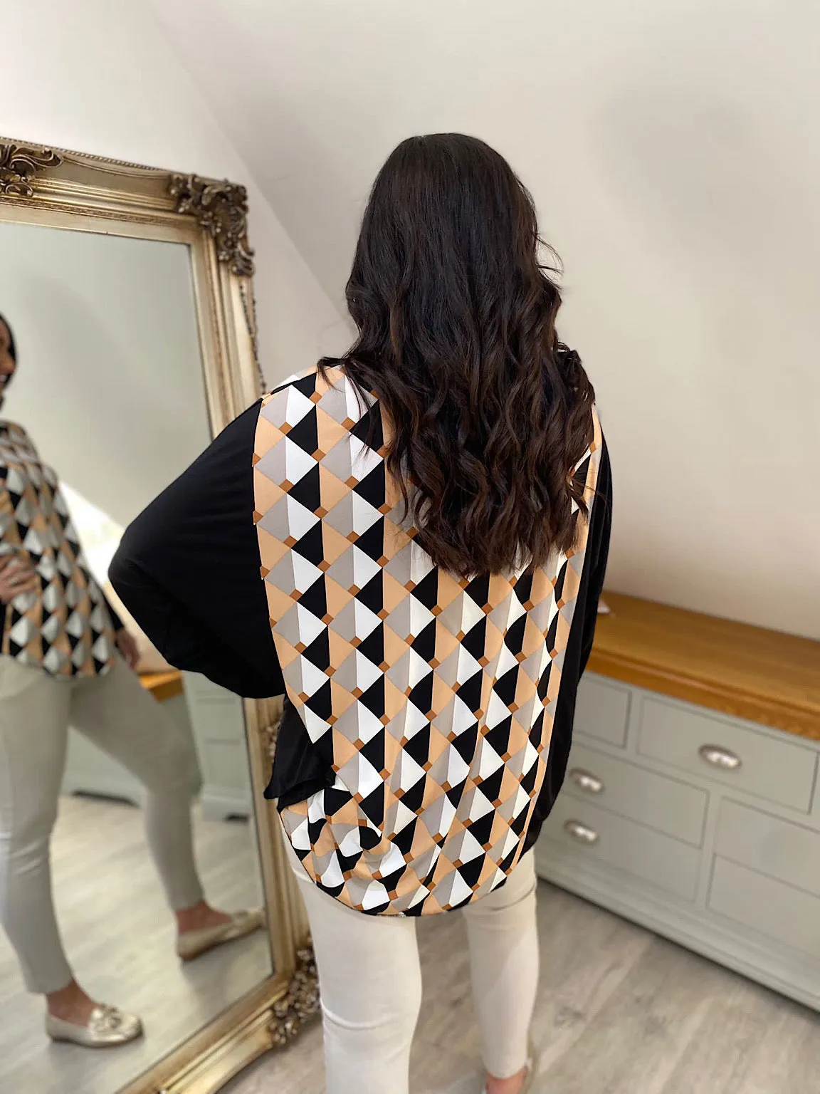 Black Geometric Pattern Top Mollie