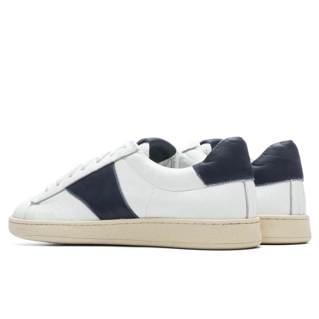 Court Shoe - White/Navy