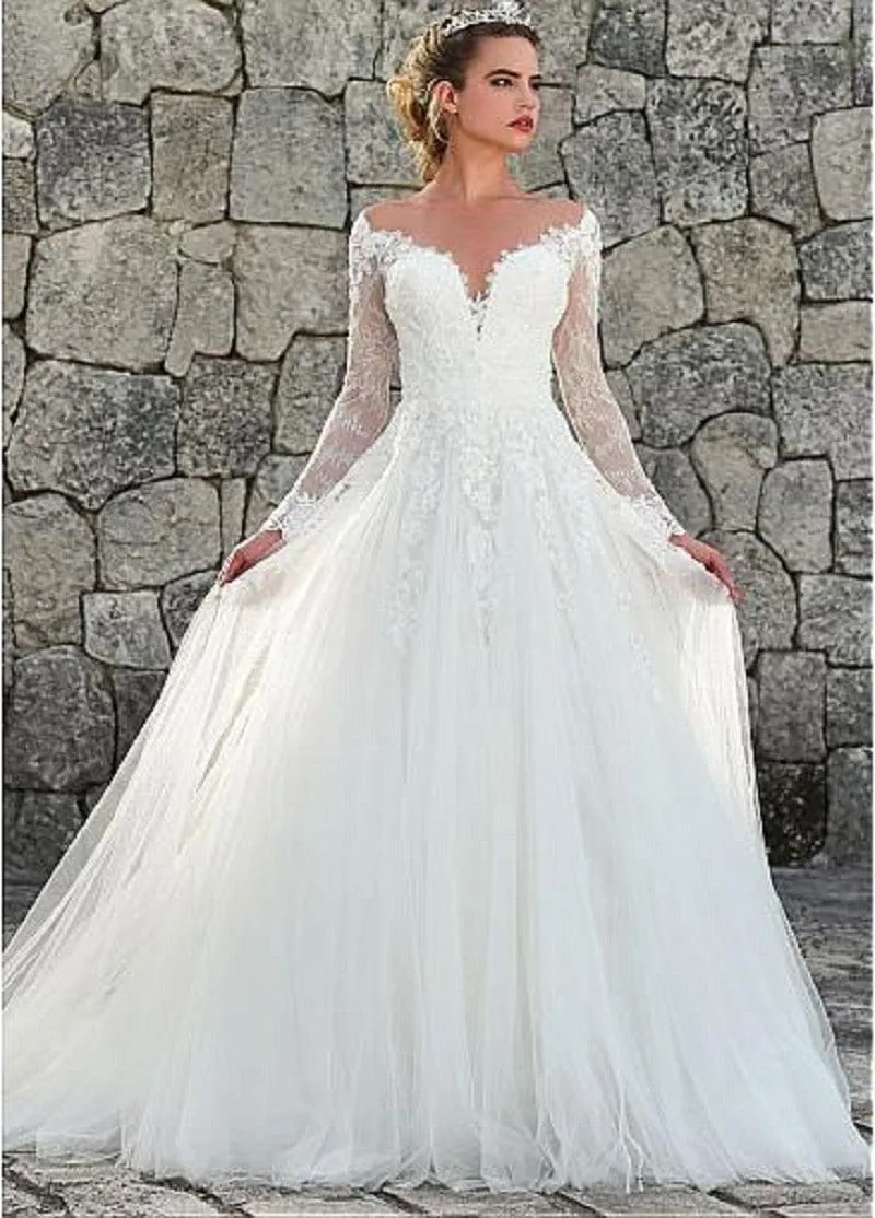 Long Sleeves Lace Appliques Wedding Gown