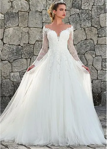 Long Sleeves Lace Appliques Wedding Gown