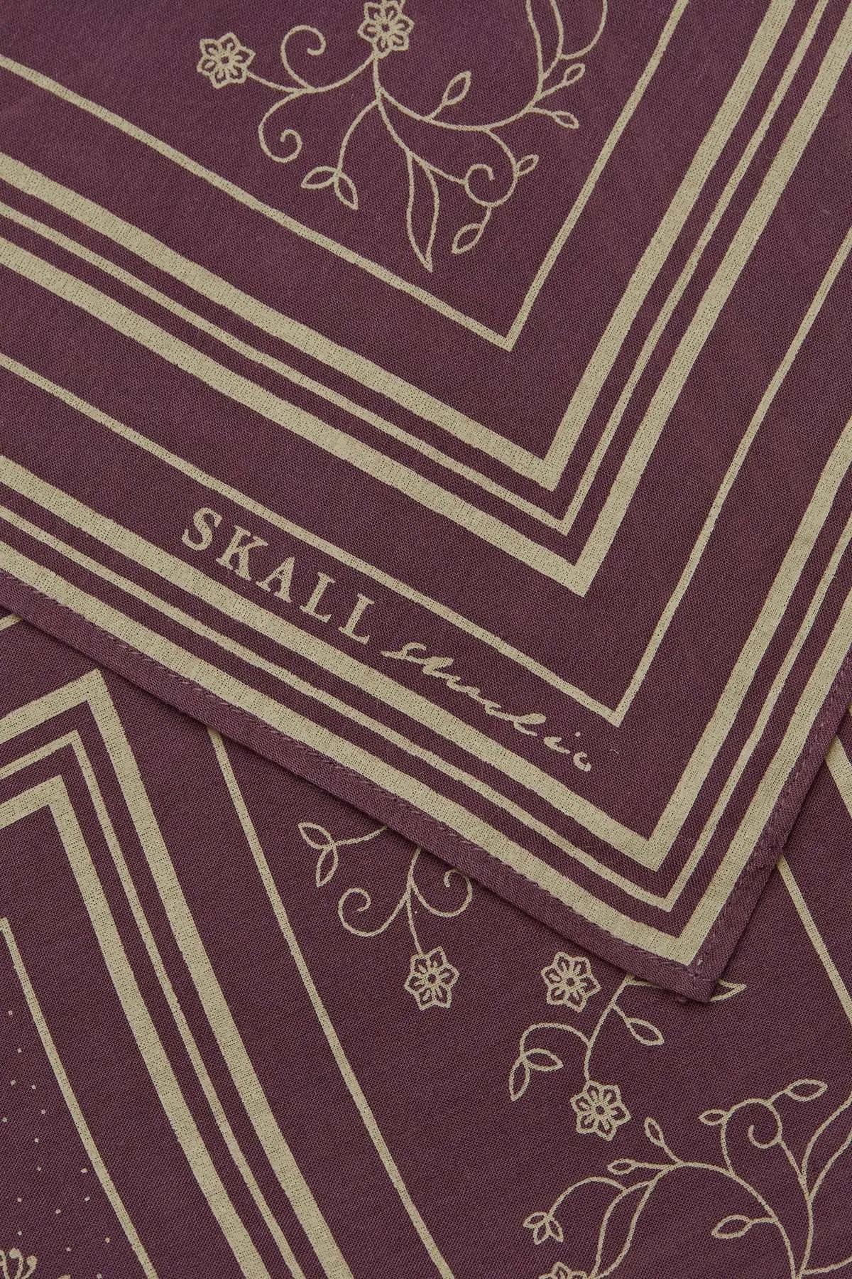 SKALL CLASSIC SCARF - black