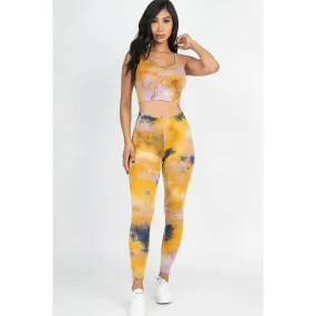 Sleeveless stretch crop top and leggings yoga gym set