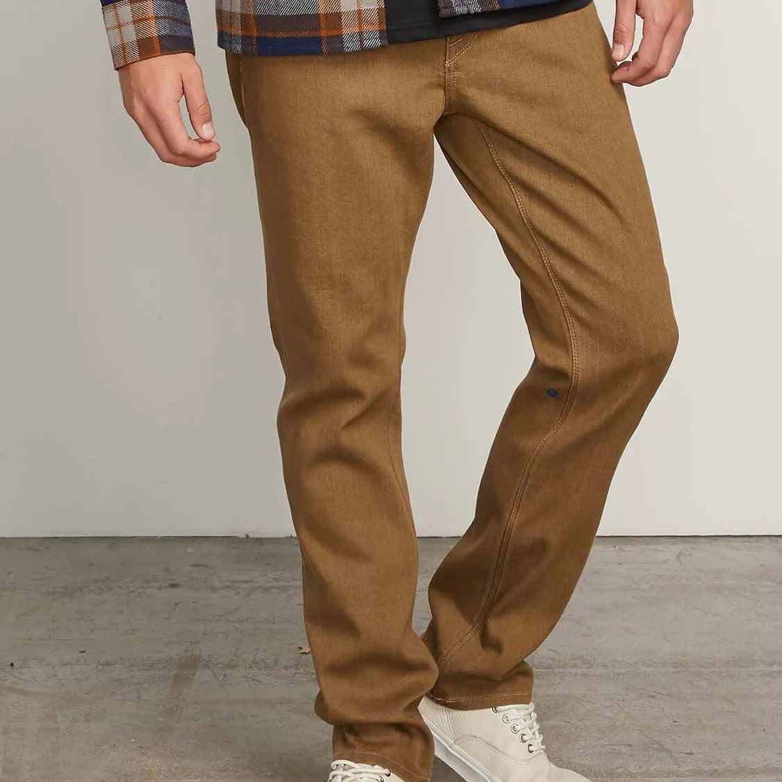 VOLCOM KINKADE TAPERED JEANS