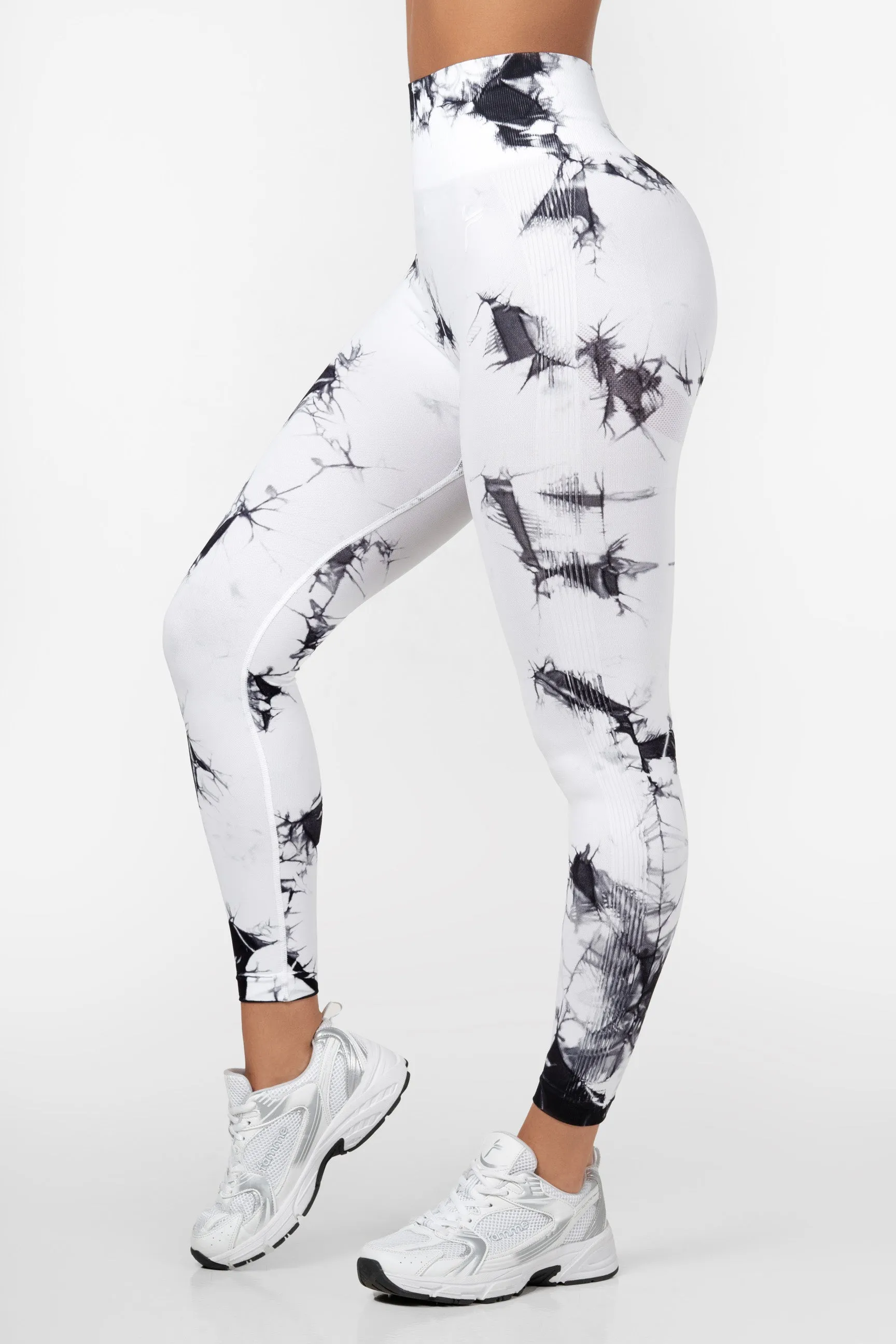 White Tie Dye Scrunch Leggings